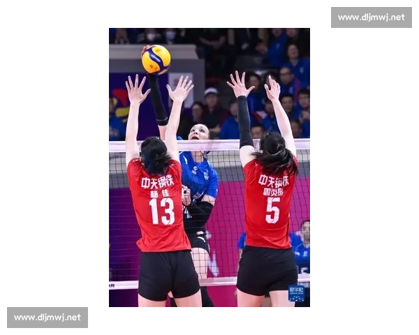 以上海女排vs巅峰对手强强对话揭幕新赛季排坛风云争夺冠军荣耀